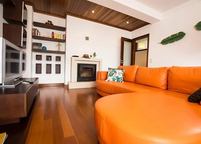 Casa Da Torre Com Garagem Gratuito * Aveiro